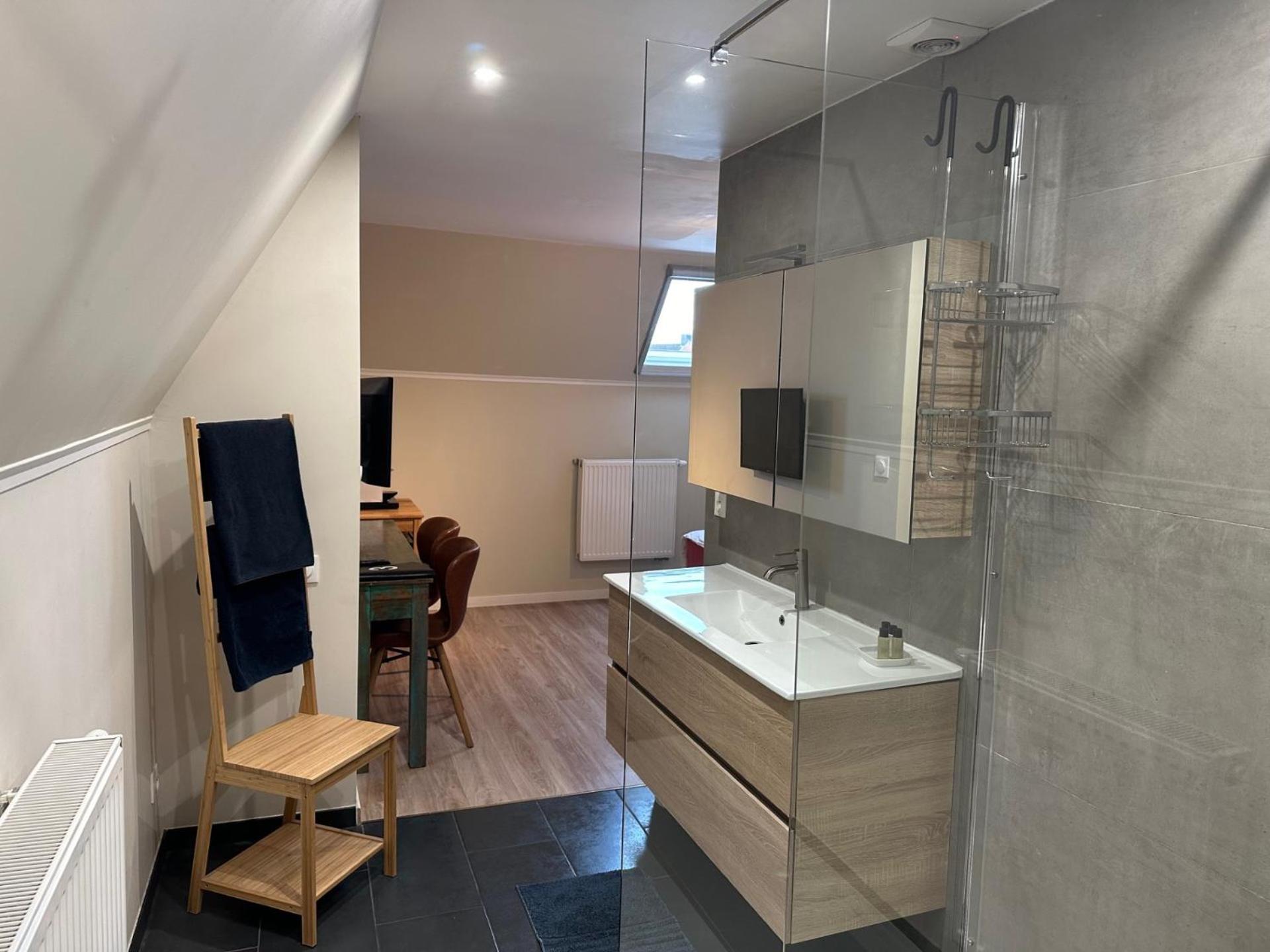 Guesthouse Orchid Brugge Bagian luar foto